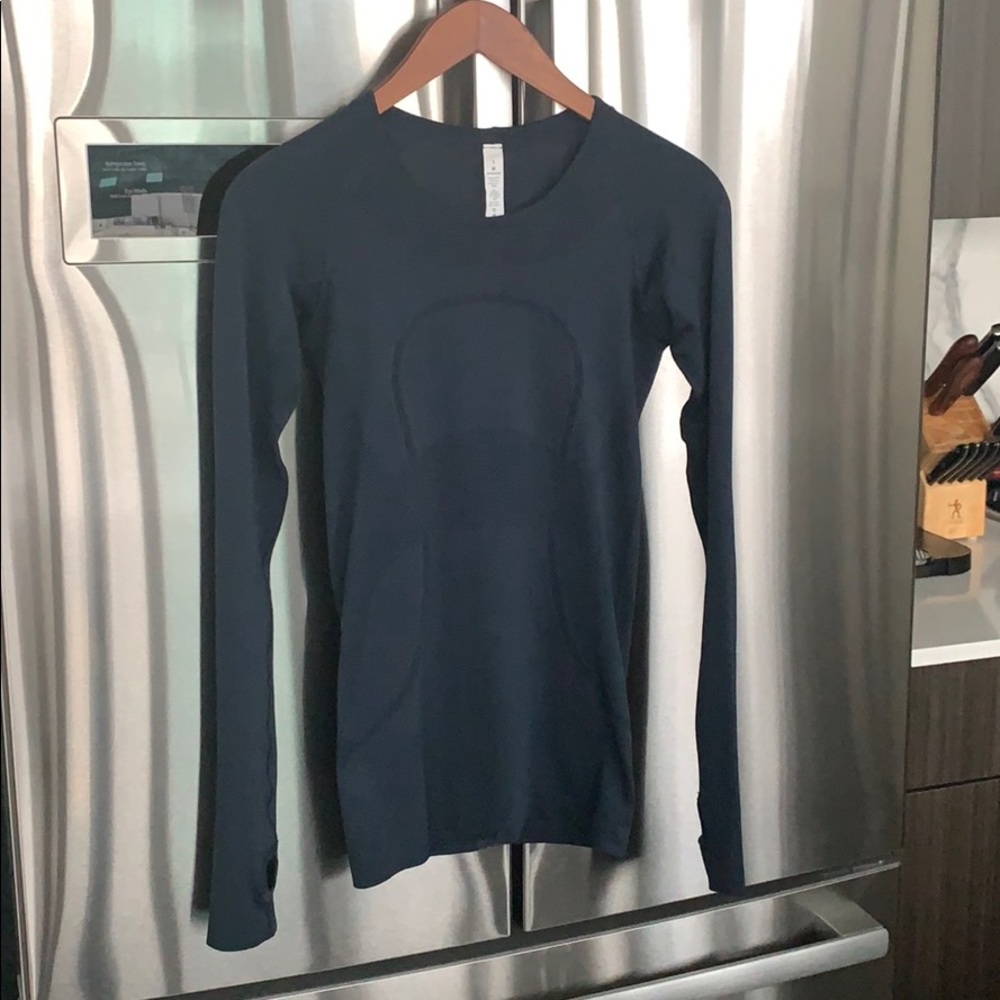 Lululemon Swiftly Tech Long Sleeve
